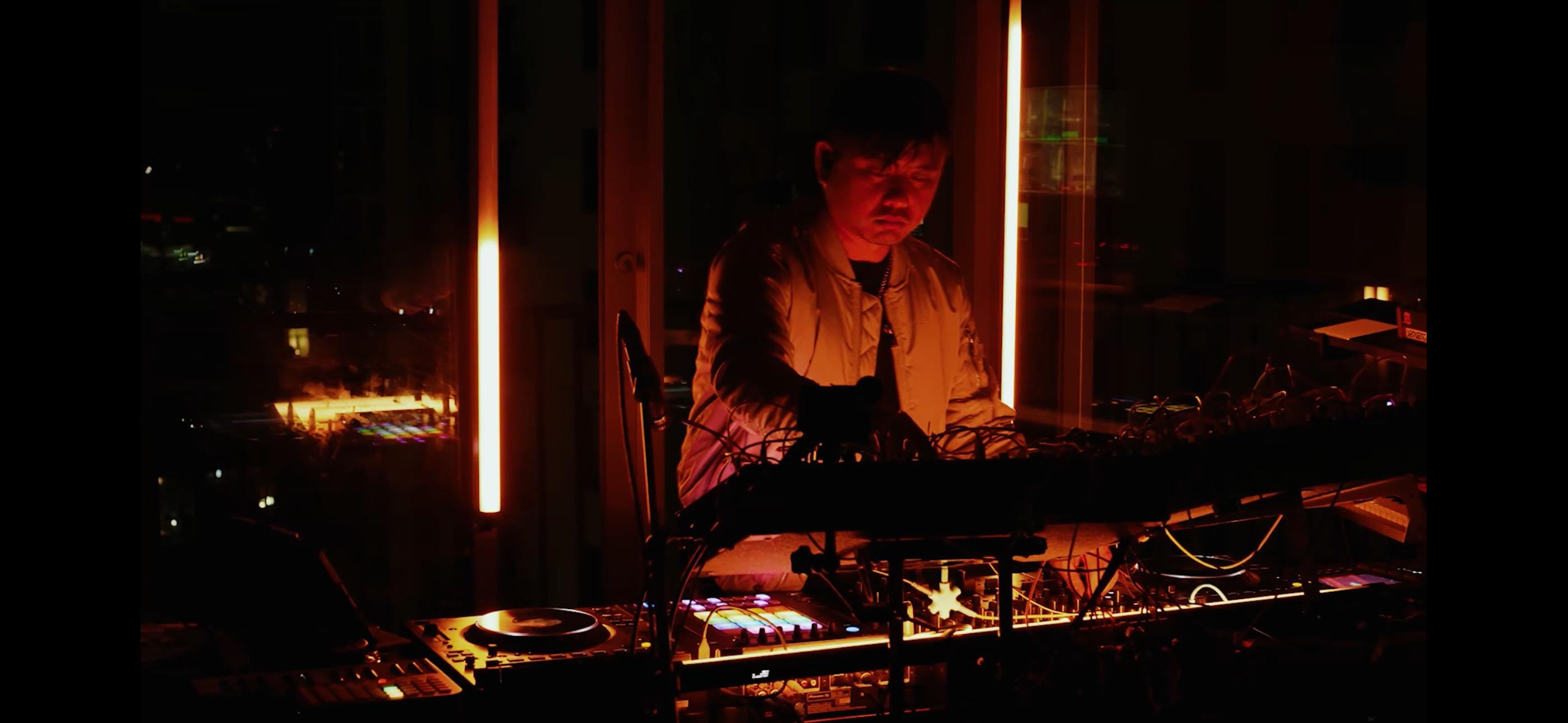 00001Joey Casanova Aqua Spaceship 2025.PNG