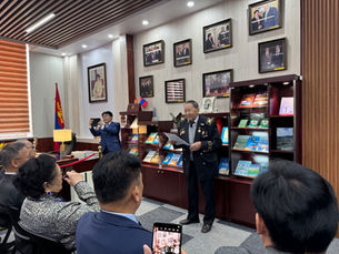 Академич П.Очирбатын нэрэмжит "Номын өргөө"-г нээв.