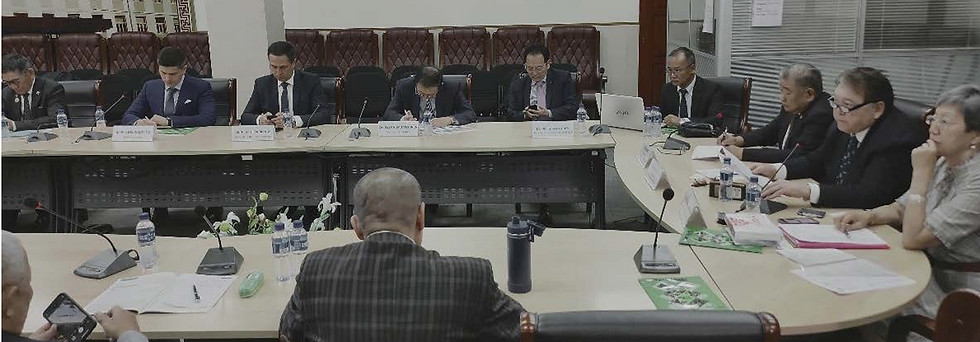 Улаанбаатар хотод 2022.09.21-нд болсон Евразийн Уул уурхайн шинжлэх ухааны академийн Тэргүүлэгчдийн хуралдаан, ШУТИС-ын Төв номын сан