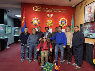 Эрдэнэт үйлдвэрт ажиллав