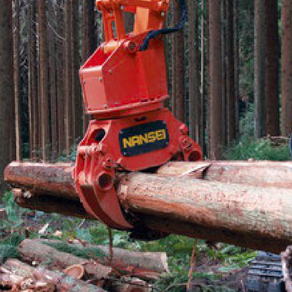 木材用グラップル/ソー付