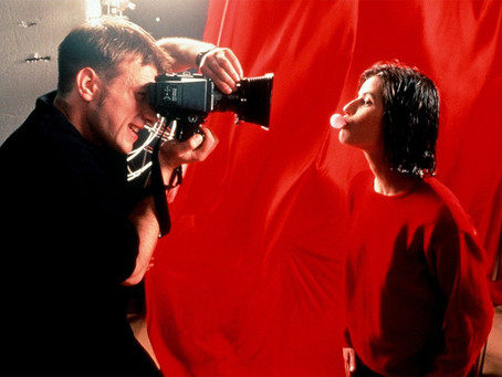 CINEMA & LITERATURA: Krysztof Kieslowski e Gabriel García Márquez em "A Fraternidade é Verm