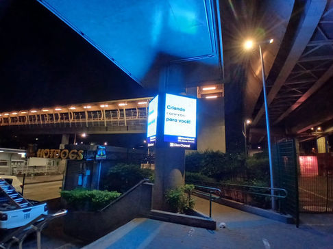 Painel de led outdoor de pilar