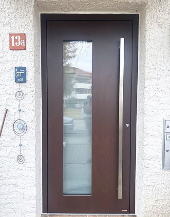 2025-02-17 17.40_edited.jpg