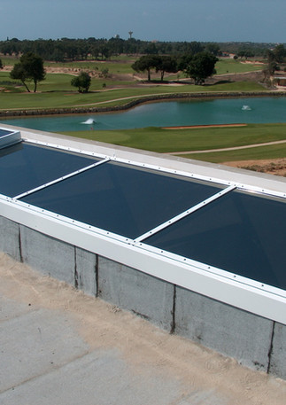 סקיילייט חד שיפועי קבוע+ חלון חשמלי נפתח