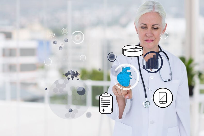 doctor-using-virtual-application_1134-652.jpg
