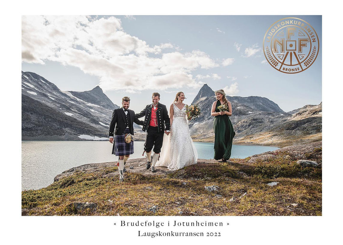 Bryllupsfotograf i Drammen, Bryllupsfotograf i Sogn og Fjordane, Bryllupsfotograf i sunnfjord, Bryllupsfotograf Vestlandet, brudefølge, Bryllupsfotograf Jotunheimen, Bryllupsfoto Jotunheimen, Bryllup Eidsbugarden