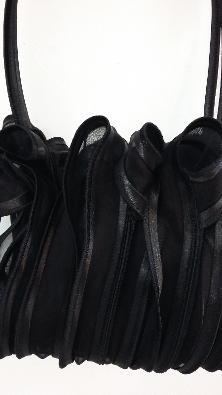Thumbnail: PEONY BAG LARGE