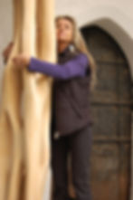 Lebensspuren (2011) Birke aus Wattens, ausgestellt in Hall i.T., Rosengasse 2