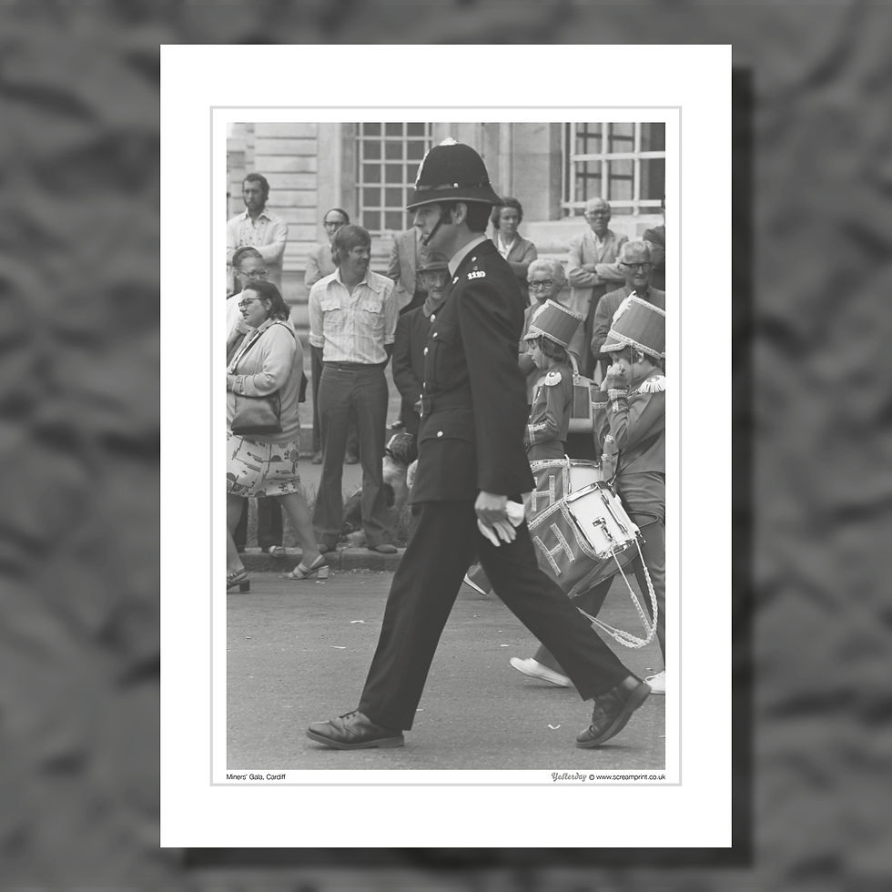 The Miners' Gala, Cardiff 1974. Black and white photograph.
