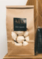 Sachet de meringues, réalisé par Pavlava, Meringues, Praline Rose, nature, cacao, café, vanille, speculos, oreo.