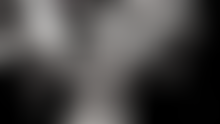 Imagem da atriz Anne Hathaway acompanhada da frase "verdades que você precisa ler: ninguém vai ser do jeito que você quer"