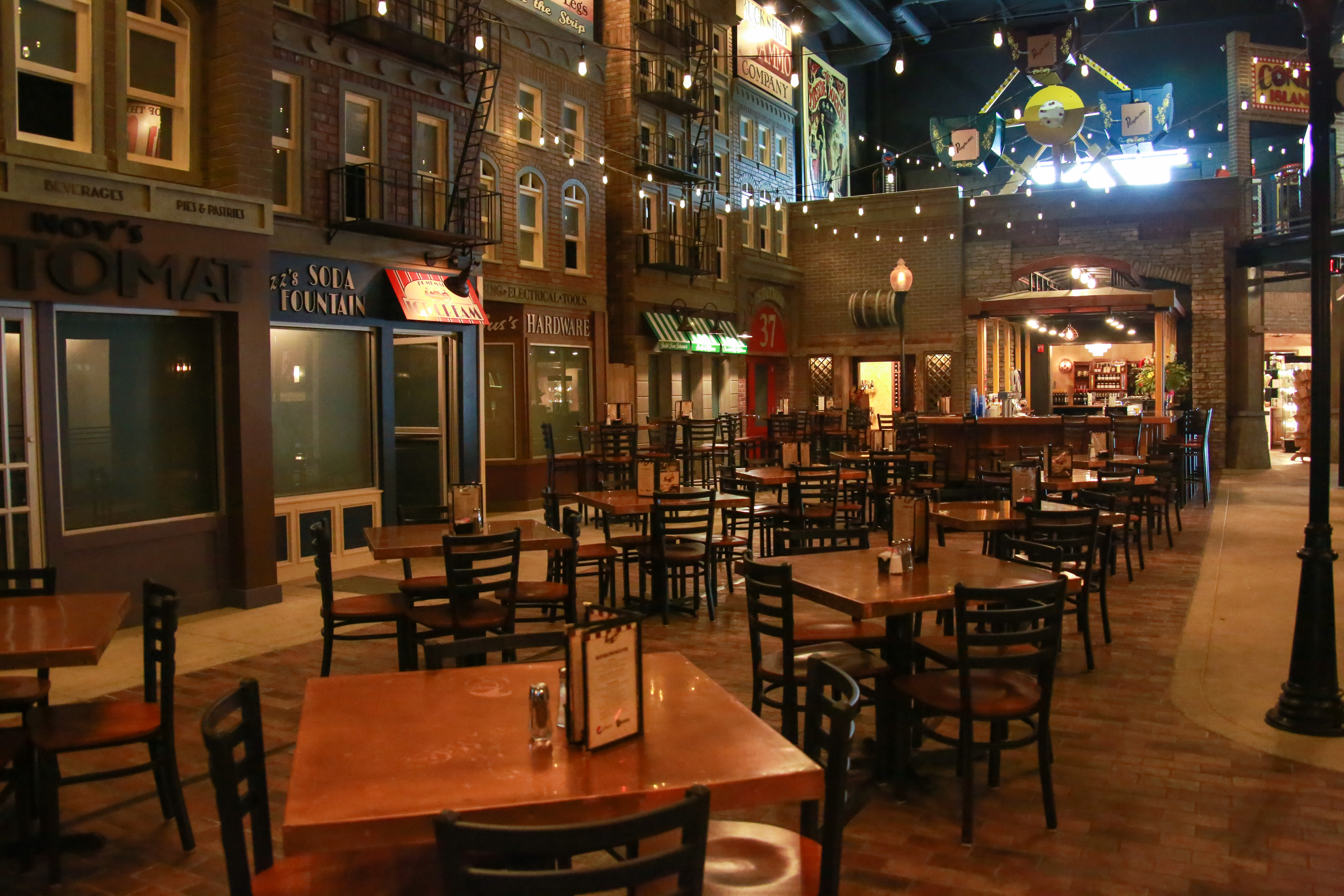Pasghettis Italian Restaurant Branson Mo Enjoy Our Italian Days Gone By Restaurant And Attraction