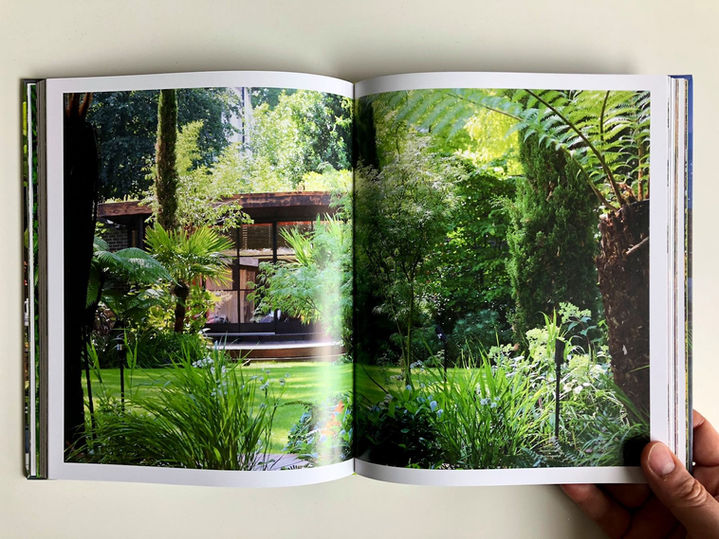 Urban Oasis book - double page photo of Notting Hill garden - CITYSCAPERS