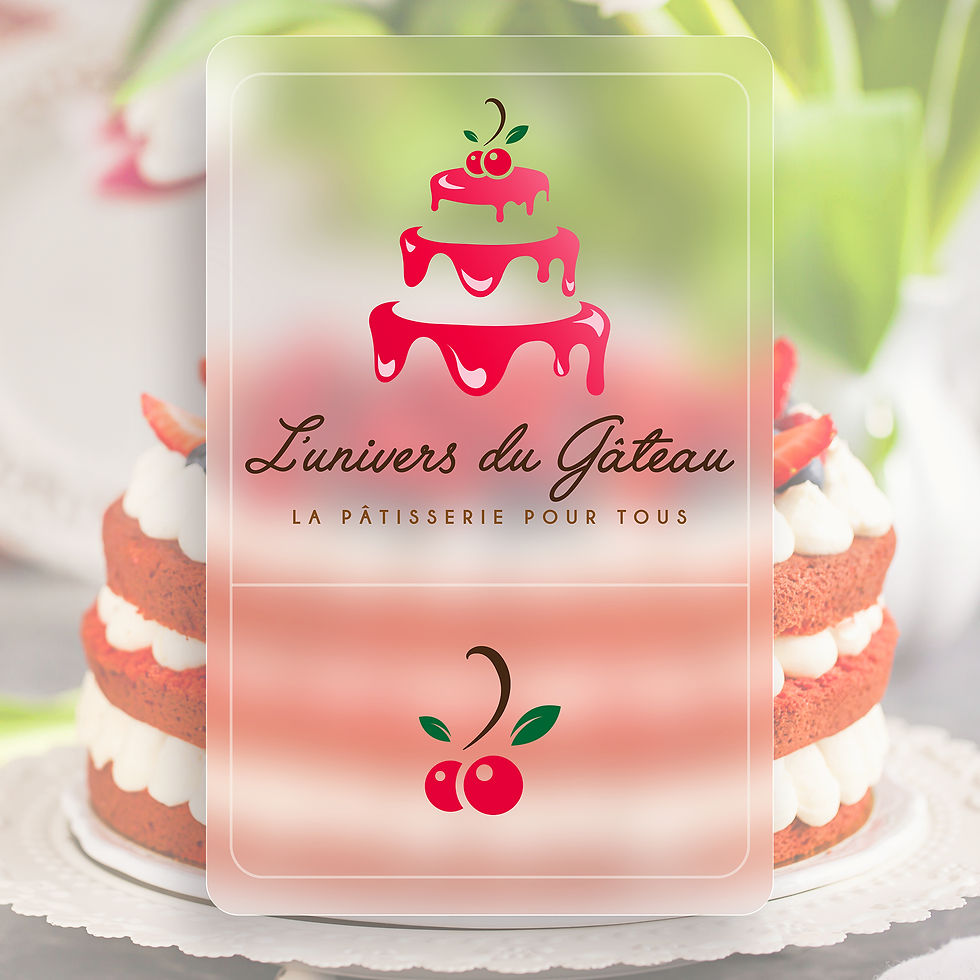 Délicieux gâteau à la fraise et chantilly
