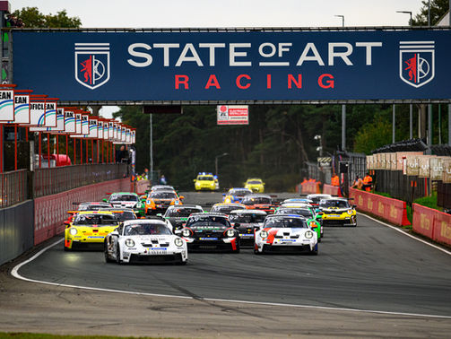 Dirk Schouten est le nouveau champion de la Porsche Carrera Cup Benelux, Q1-Trackracing décroche le titre Teams avec Dirk Schouten et Niels Langeveld
