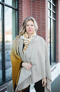 Trisha Easton Headshot