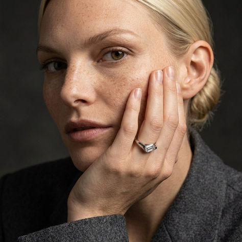 Unique Engagement Rings Online: The Guide to Safe Purchasing with Insured Shipping