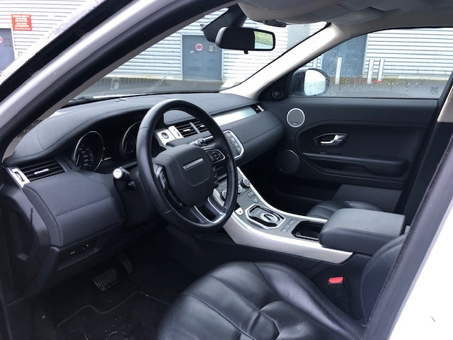 Miniature : Land Rover Range Rover Evoque TD4 Prestige Auto