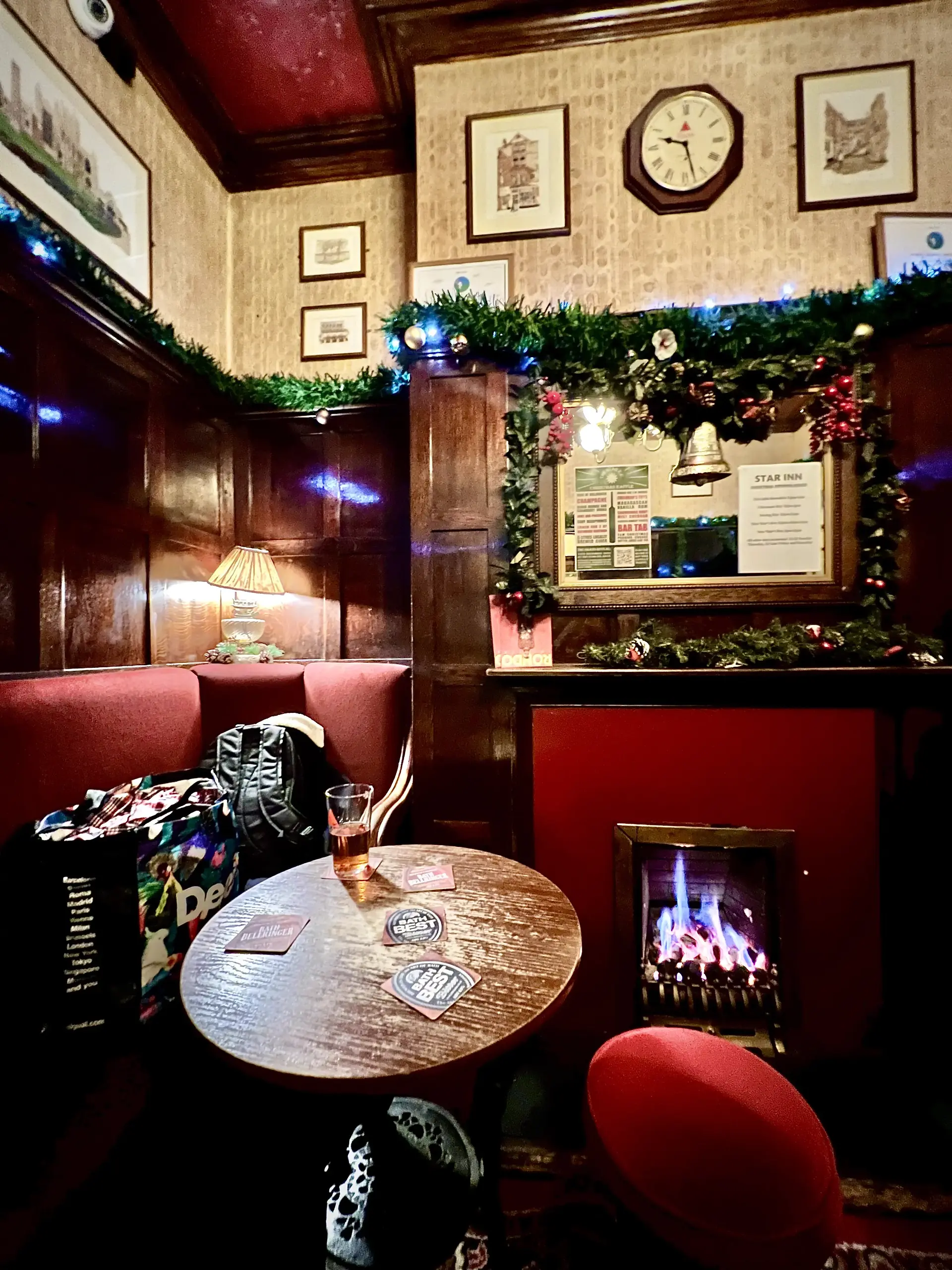 The Star Inn Pub in Bath, England is from the 1700s and is one of the oldest pubs in the city.©AOnozWright