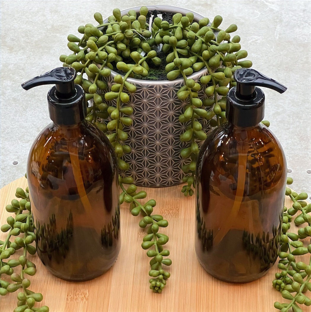 Pair of 500ml Amber Glass Dispensers with Pump