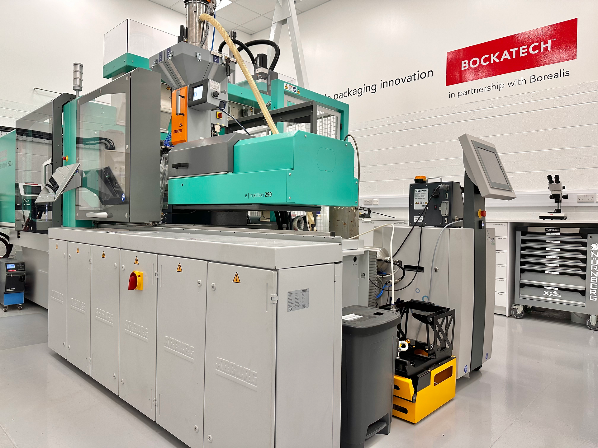 Picture of Trexel MuCell physical gas injection unit integrated with Arburg injection moulding machine