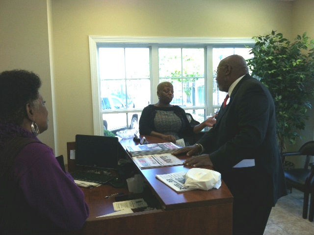 Dennis chatting with constituent