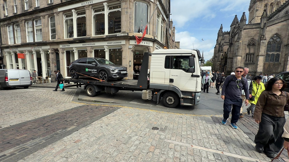 Professional Vehicle Recovery Services from Royal Mile to Sighthill in Edinburgh