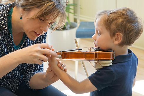 Suzuki violin student at Scotia Suzuki School Halifax
