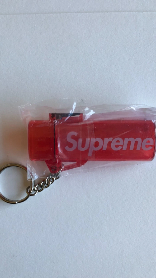 SupremeMfgCo Vintage Supreme Latching Lighter Case with Waterproof Rubber Seal and Keychain Loop (Red or Clear Colors)