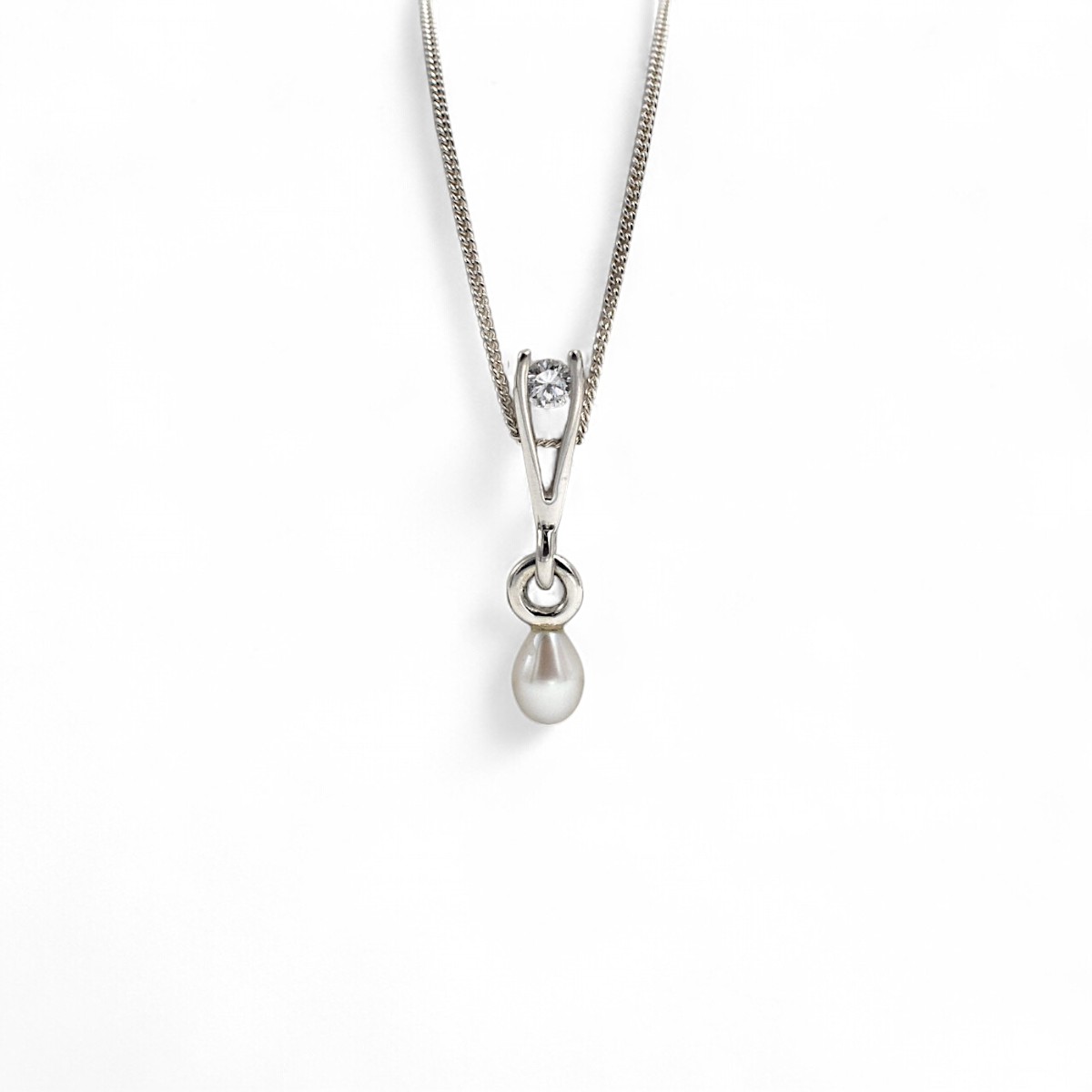 Pendentif « Blandice » avec sa pierre et sa perle