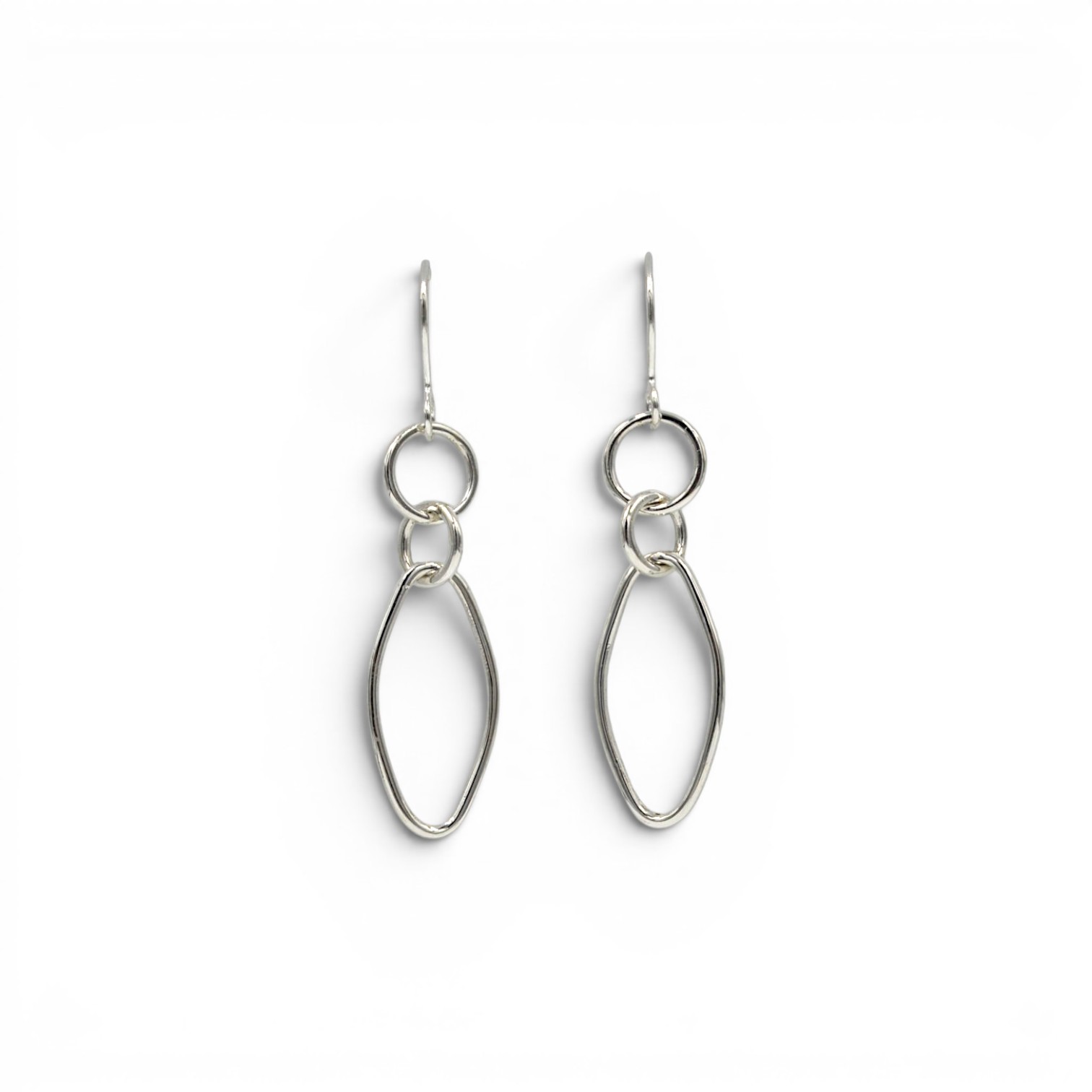 Boucles d’oreilles à mailles forgées à la main