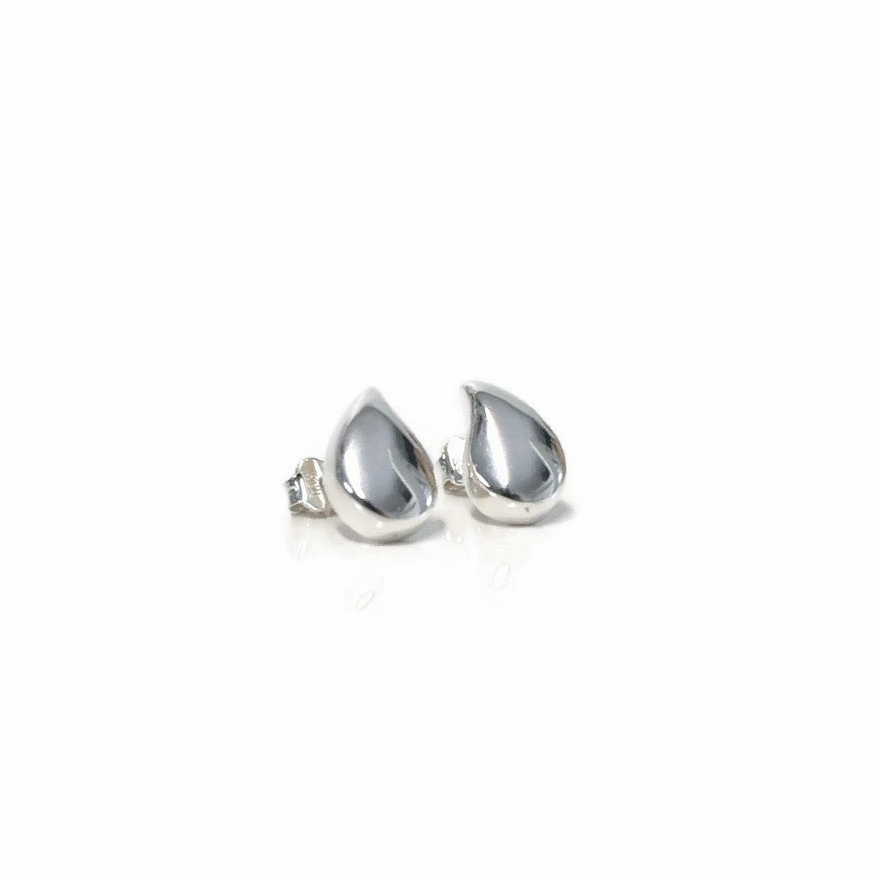 Boucles d’oreilles goutte d’eau en argent massif