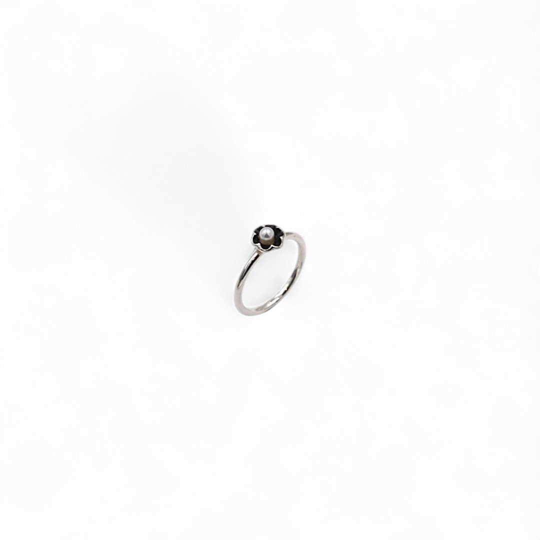 Bague fleurie « Joliesse » en argent avec perle