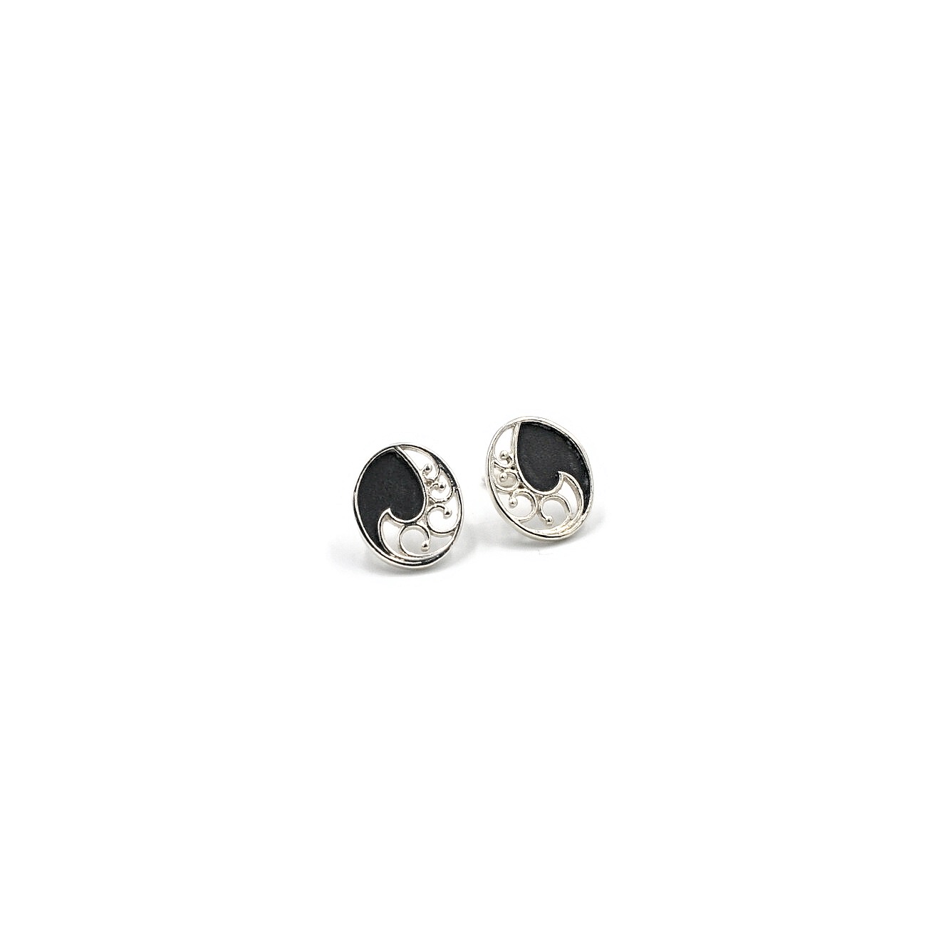 Boucles d'oreilles "Mer Belle" avec une patine noire