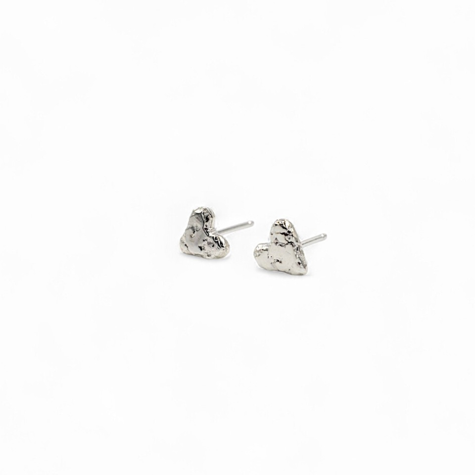 Boucles d’oreilles en forme de cœur en argent