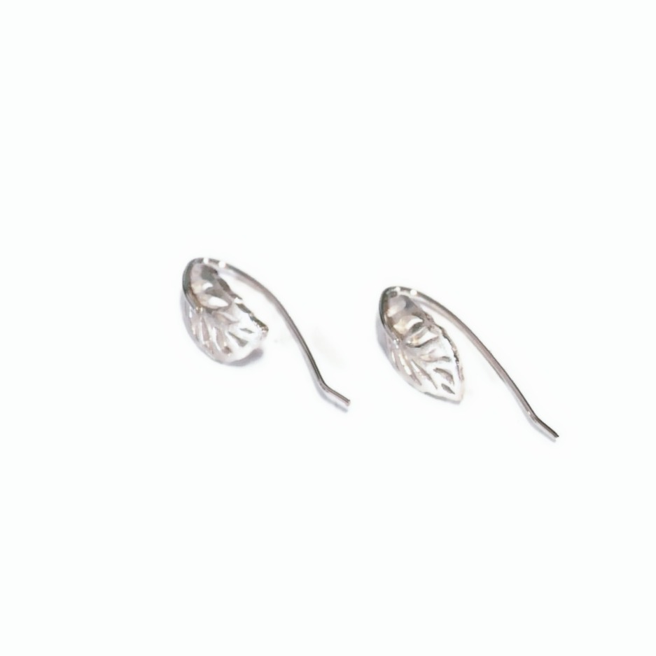 Boucles d’oreilles « Oleaceae » en forme de feuille.
