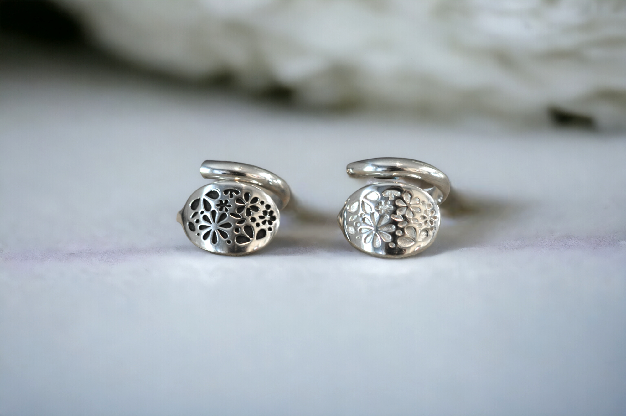 Bague fleurie ajustable