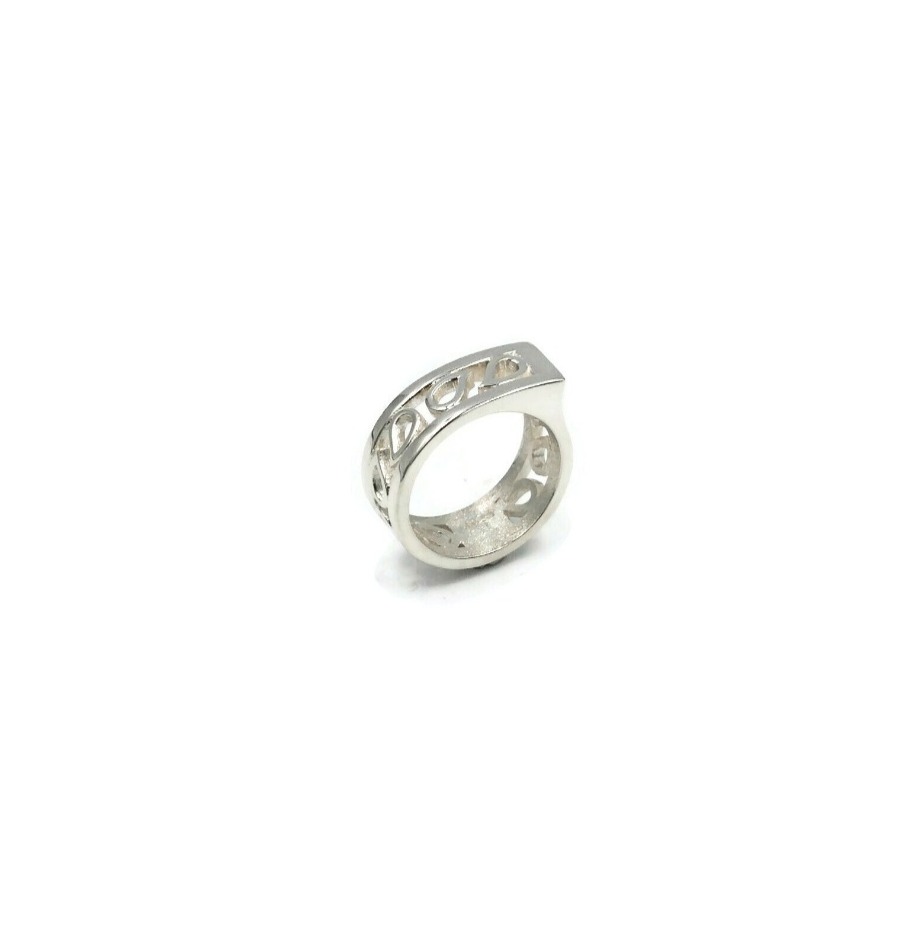 Bague en forme de goutte d’eau de la gamme « Jouvence »