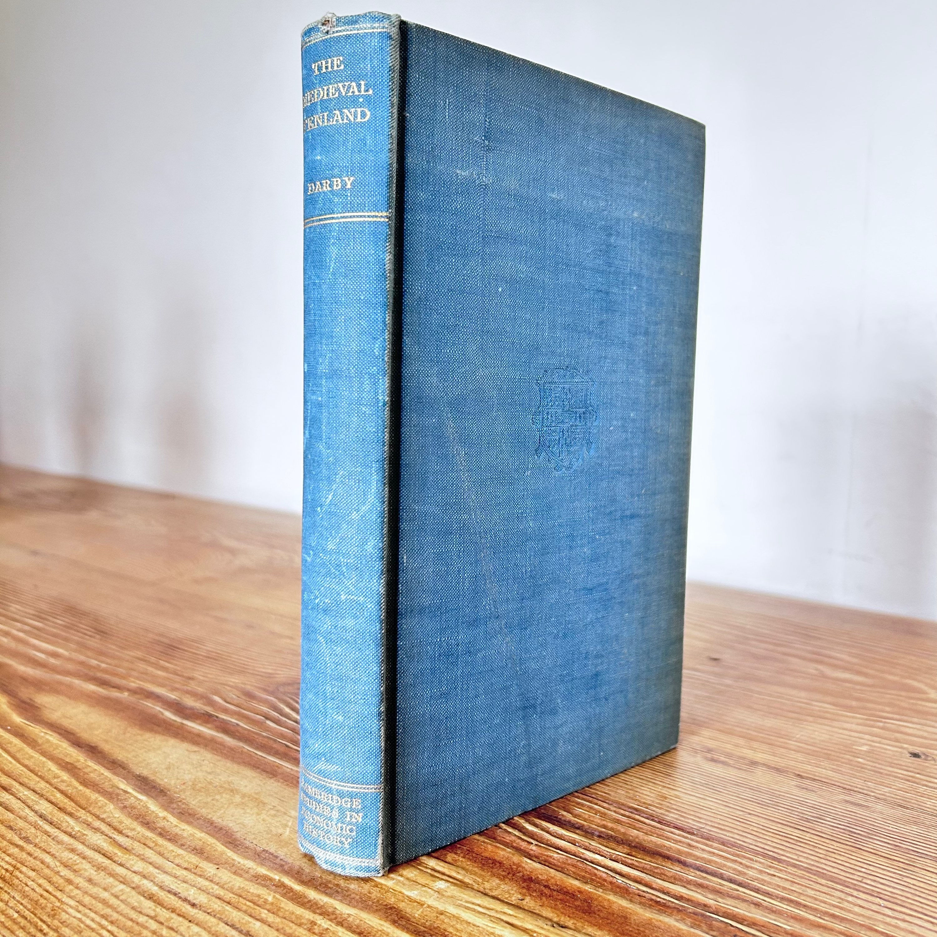 The Medieval Fenland by H. C. Darby History Geography