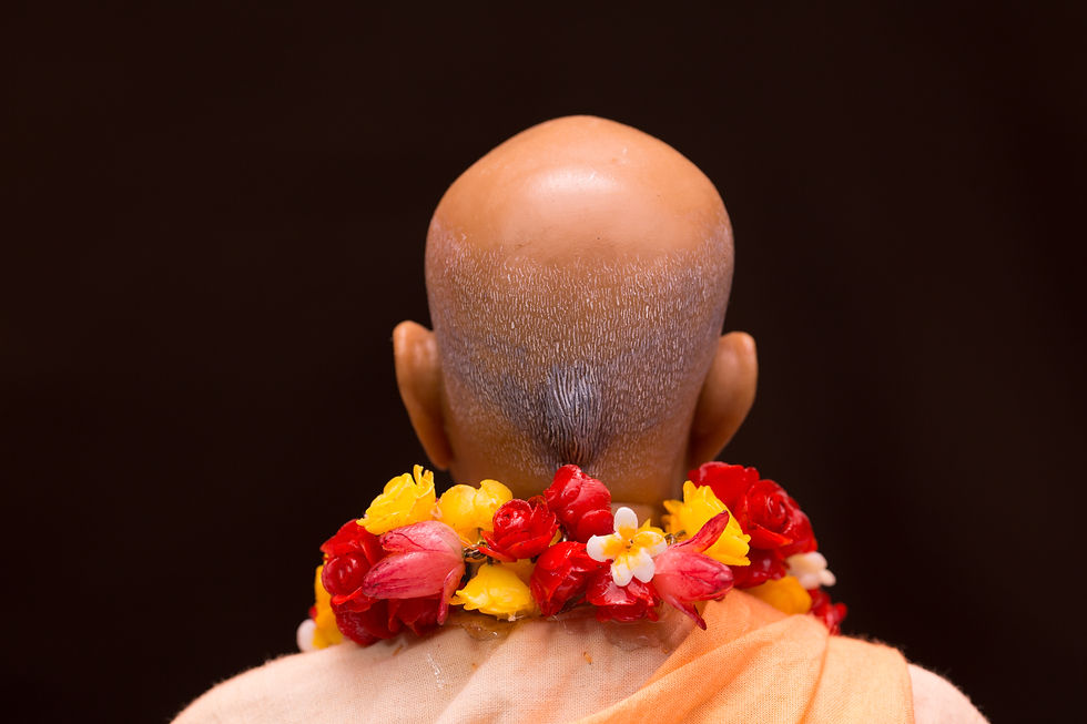Thumbnail: A C Bhakthivedanta Swami Prabhupada - 1/4th scale Sculpture