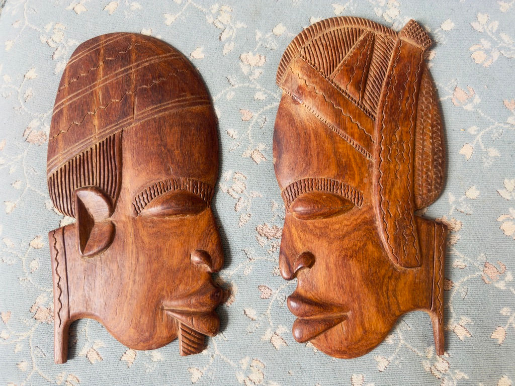 Paire de masque en bois Africain