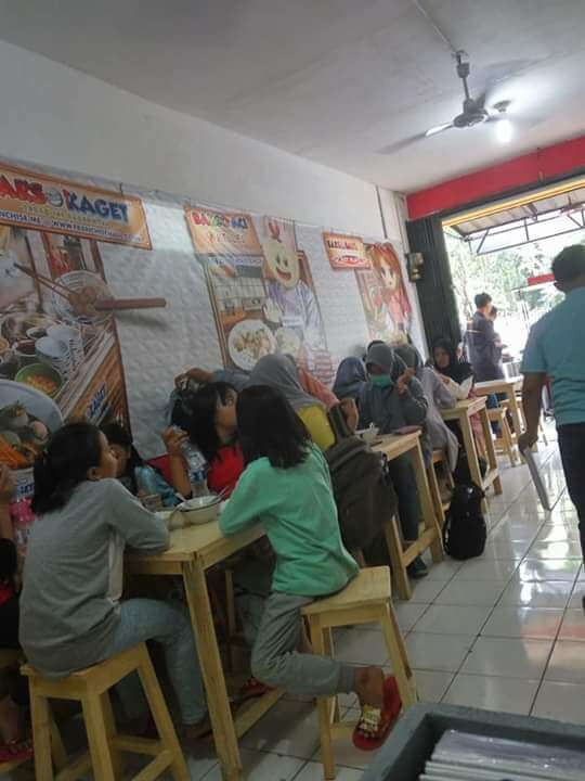 www.bakso-kaget.com News: Twitter larang iklan politik