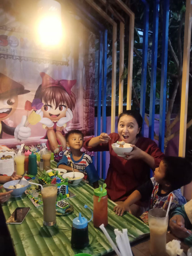 www.bakso-kaget.com News: Mengapa pengendara motor harus turun ketika mengisi bensin?