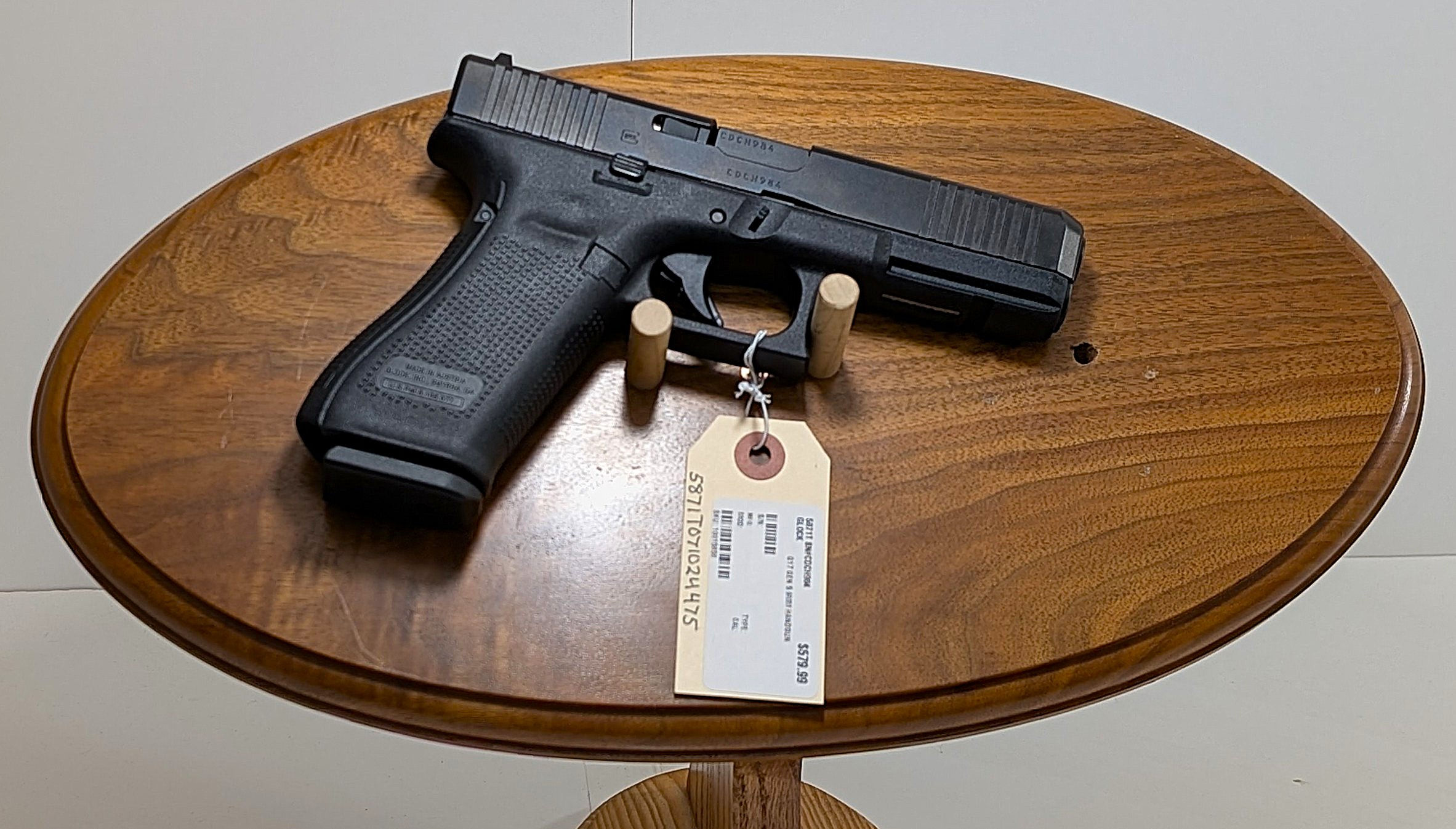 5871T - Glock - G17 Gen 5 - 9mm - NEW