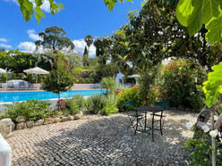 The Manoir