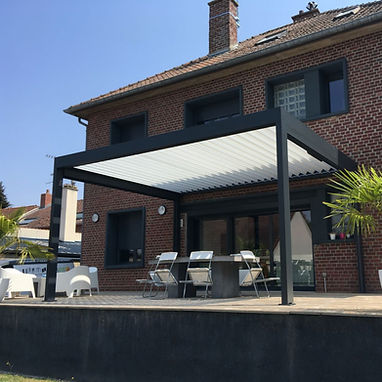 Pergola bioclimatique