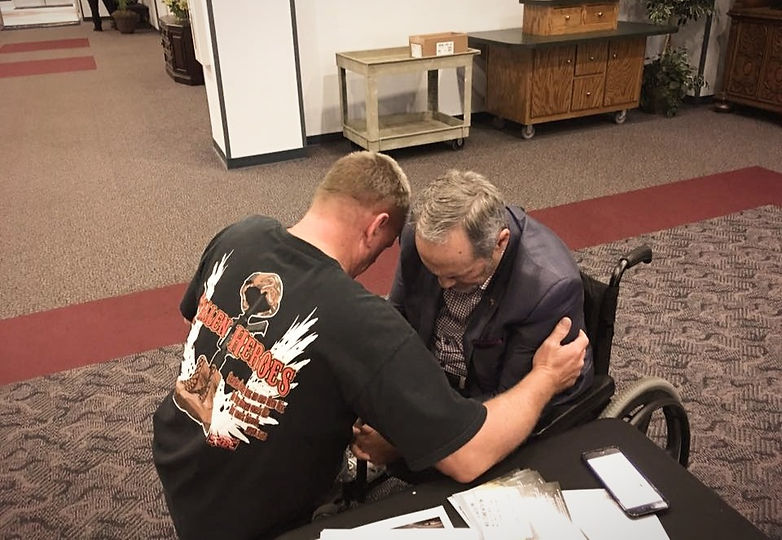 21558649_1710992212244619_10868542720977