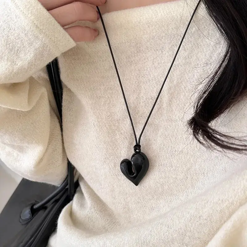 Thumbnail: LATS Red Heart Pendant Necklace Vintage 80s Aesthetic Love Inspired Choker New F