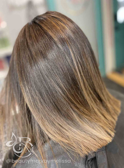 Tori D. Medium Blunt Layers Hair cut